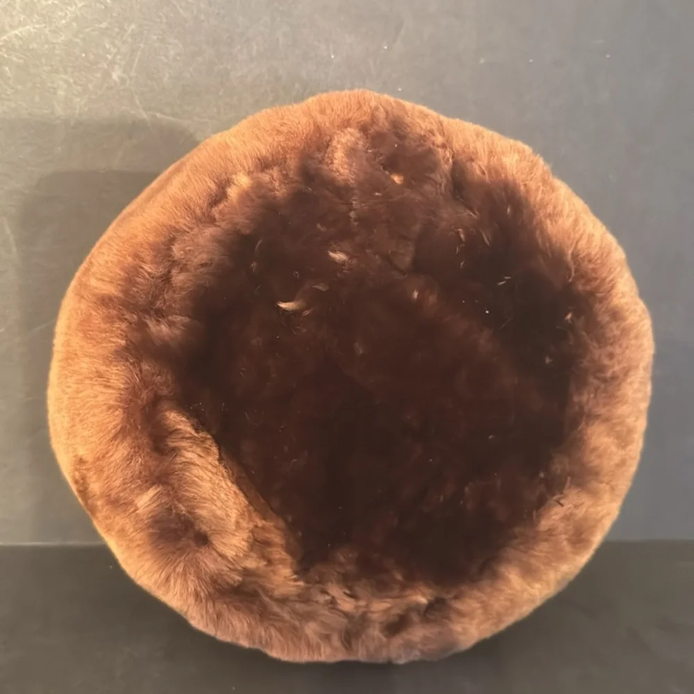 Vintage Mouton Shearling Fur Pill Box Hat - Picture 12 of 15